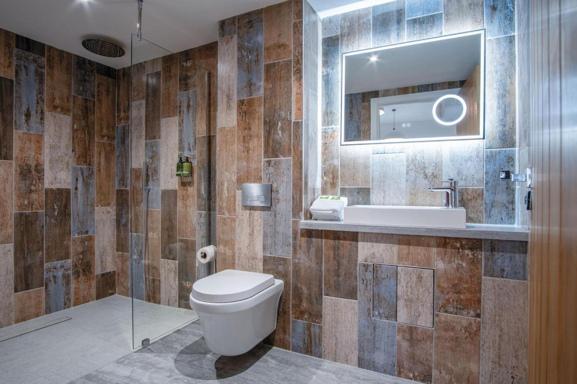 Suite 5 - Sleeping Giant Hotel - Pen Y Cae Inn Brecon Ngoại thất bức ảnh